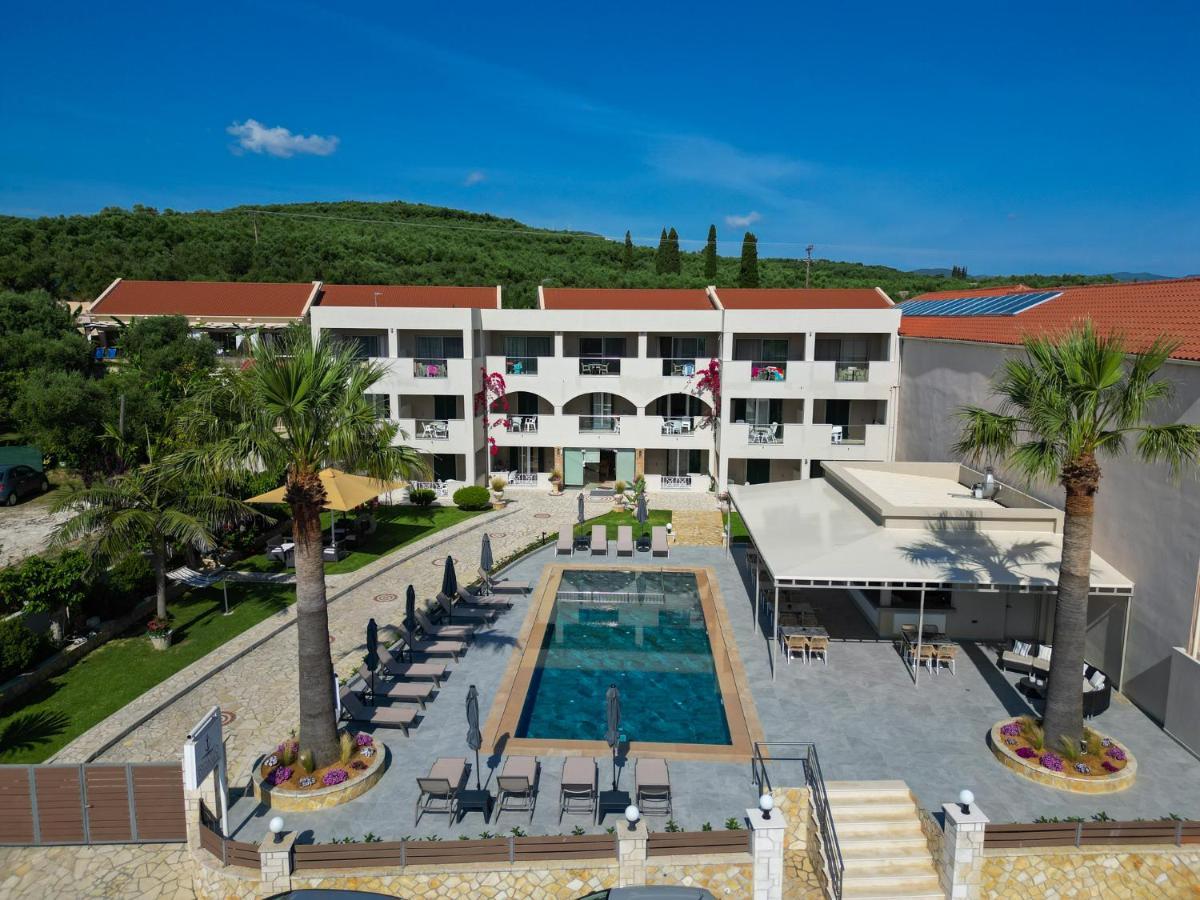 Aparthotel Remezzo & Amoudi