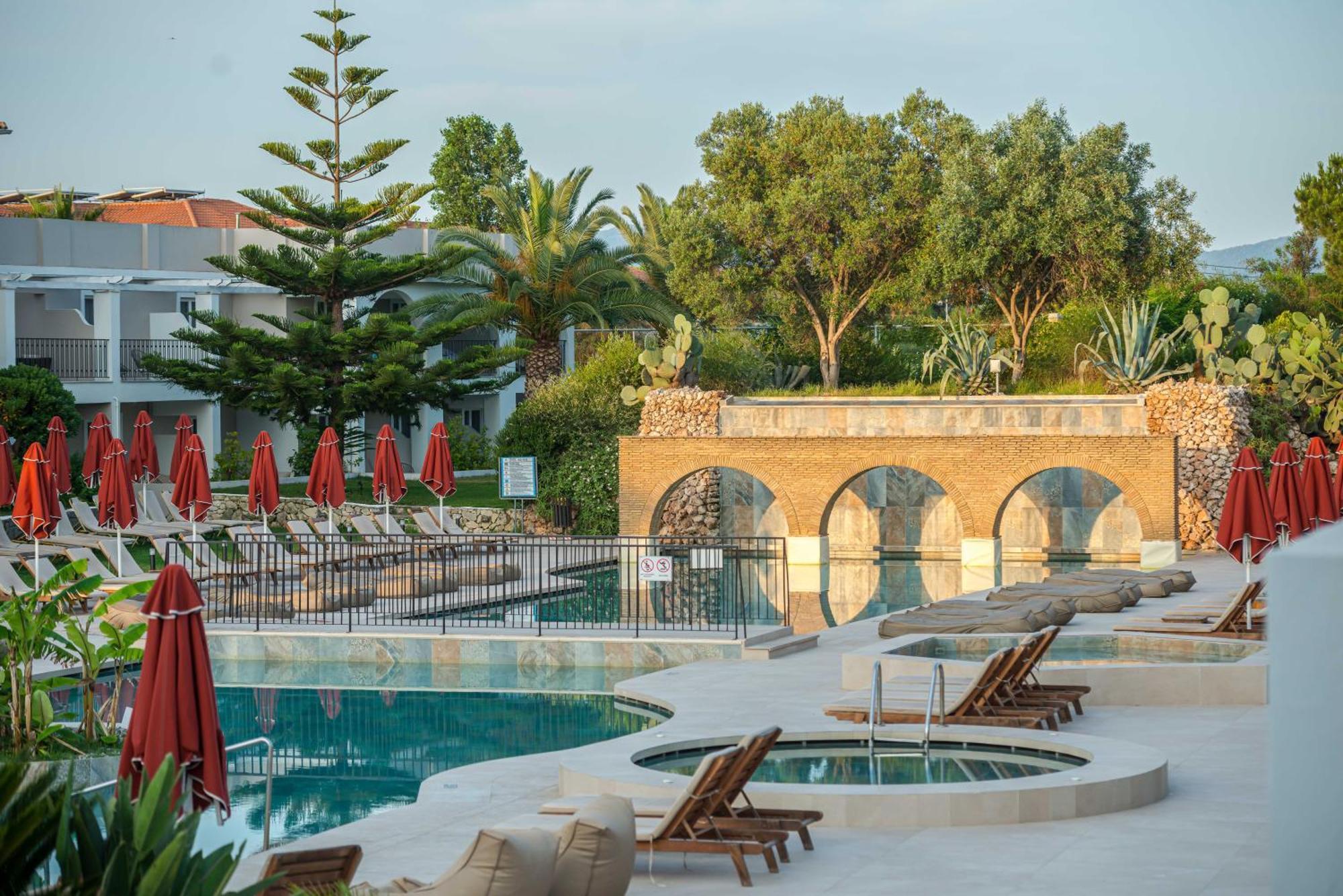 Bitzaro Grande Hotel&suites Hotel