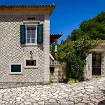 Villa Antoon