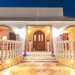 Fontana Holiday Home
