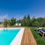 Astarte Villas - Beach Villa Nout