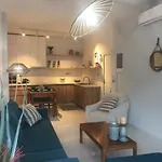 Marion Holiday House