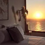Uparati Villa - Hilltop Sea View Retreat