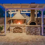Villa Daniela - Private Pool And Serene Location, By Zantewize