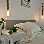 Mykonos Chora Apartments