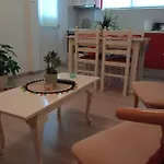 Zante Modern Apartment