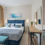 Alcmene Lux Apartment