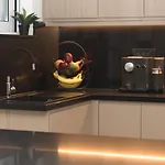 G&J Deluxe Apt II