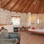 Gerakomylos Stone House