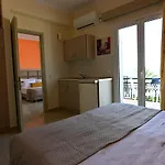 Nadia'S Studios & Apartments In Argasi, Sea-View