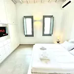 Lalu Mykonos - Sunset Villa - 3 Ensuite Br, 140Sqm, 2022 Renovated