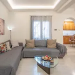 Metropolis Apartment