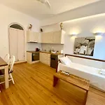 Sunny House Mykonos Town