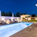 Artemis Luxury Villa