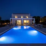Villa Boviana With Private Swimming Pool