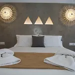 New Apartment In The Heart Of Mykonos Town - 1