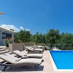 Villa Paliovigla By Villa Plus