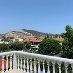 Rosa Seaview Loft