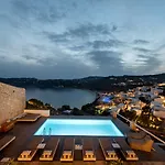 Cova Mykonos Suites