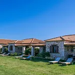 Kavos Psarou Villas