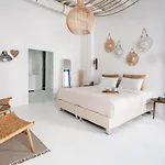 Love Suite Mykonos Town