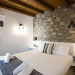 Mykonos Amazing Apartments 2