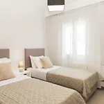 Al Santo Apartments