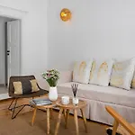 Mykonos Be Chic Luxury Mansion