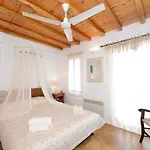 Authentic Seaview Luxury Pool Villa - Agrari Beach
