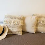 Whitelist Suite & Maisonette III In Mykonos Town