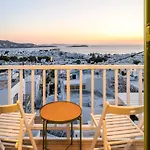 Blueisla Sea View Suite A