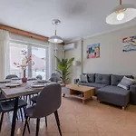 Scarlett City Apartment