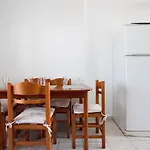 Yiannis Superior Apartment 8