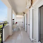 Yiannis Superior Apartment 8