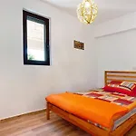 Wild Fig Retreat Sirocco