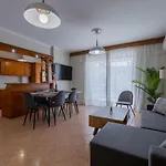 Scarlett City Apartment