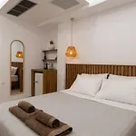 Oikia Suites Mykonos