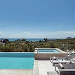 Villa Roselia - Luxury Escape With Magnificent Views, By Zantewize