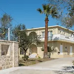 Diogia Luxury Apartment- Comfort & Elegance, By Zantewize