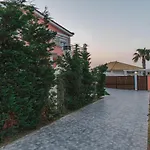 Danae Villas - 100M From Beach, By Zantewize