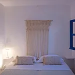 Thalassophile Deep Blue, Little Venice