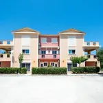 Aestas Apartment