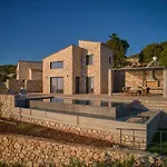 Aroa Eco Living Experience