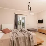 Zavria Homing Selection Villa