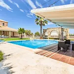 Villa St Dennis