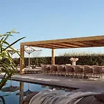 Ola Exclusive Residence, With Pool & Beach Access, By Thinkvilla