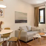 Golden Seashell Apartment
