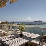 Monopolio Waterfront Apartment With Sea View, By Zantewize