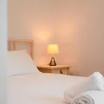 Rene Luxury Apartment