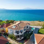 Kondarini Villa - Stunning Sea Views, 290M From The Beach, By Zantewize